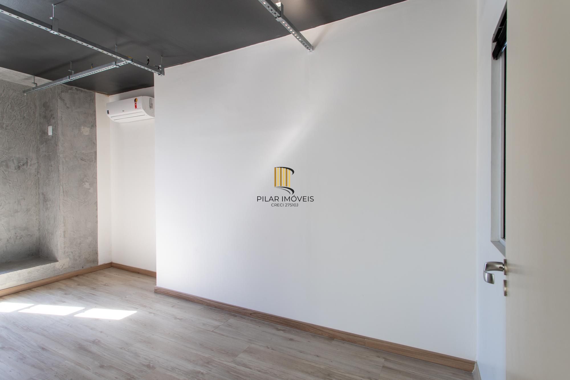 Andar inteiro com 214 m²