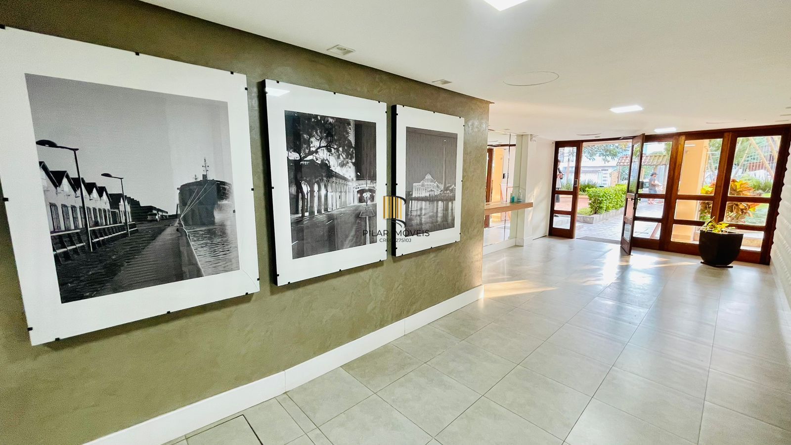 Apartamento de 2 dormitórios no Cristal