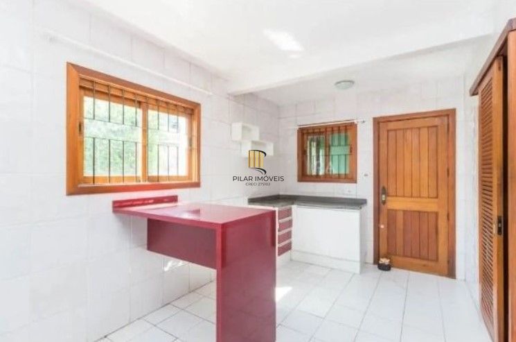 Casa/sobrado  de 4  dormitórios I 1 suíte I 4 vagas I  Altos Do Ipê