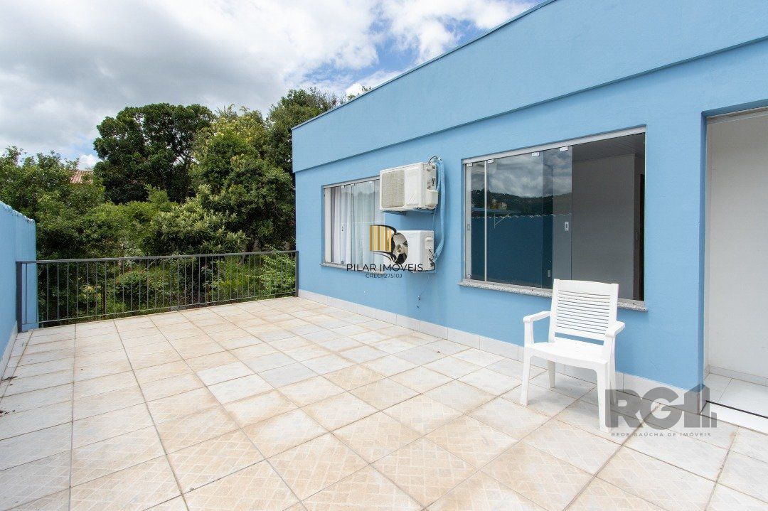 Casa, 5 dormitórios, sendo 1 suíte, 312m² privativos, 8 vagas - Bairro Vila Nova