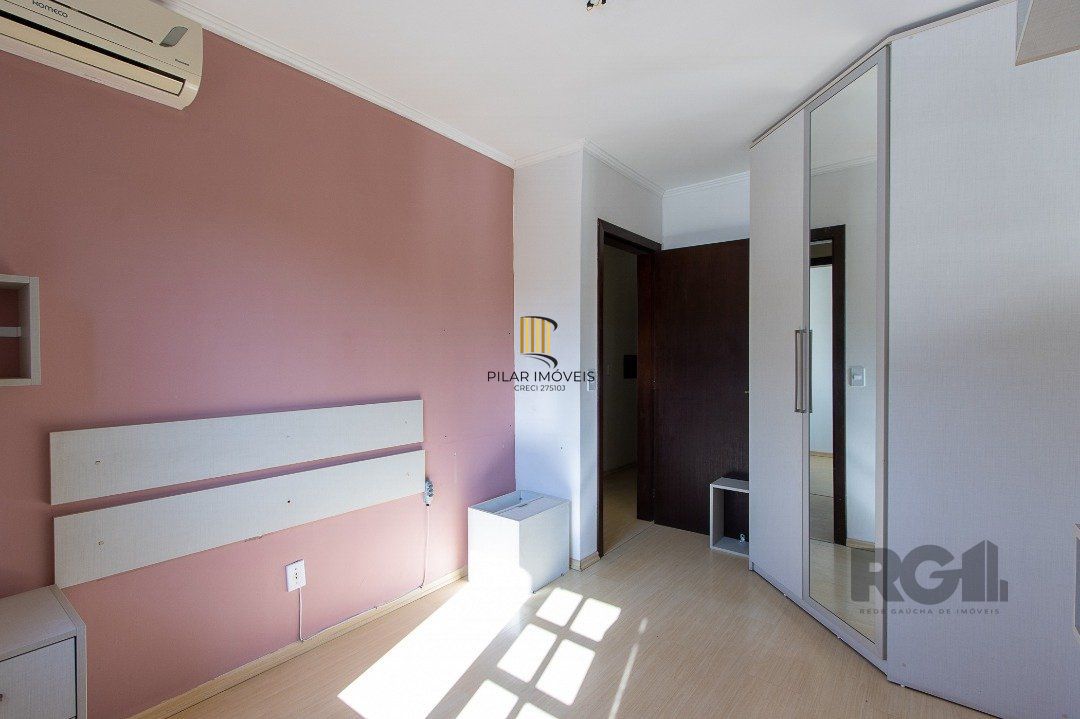Casa  3 dorm. I suíte I Vaga 2  carros