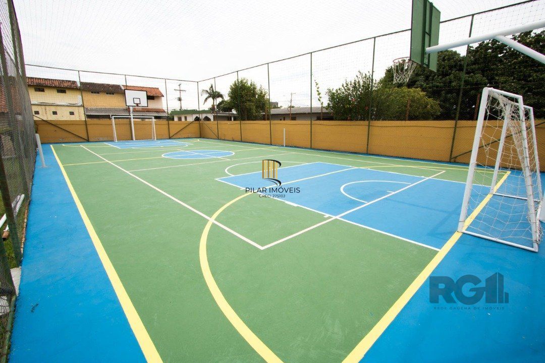 Casa em Condomínio na Zona Sul, no bairro Hípica, com 2 dormitórios, living para dois ambientes, cozinha mobiliada, lavabo