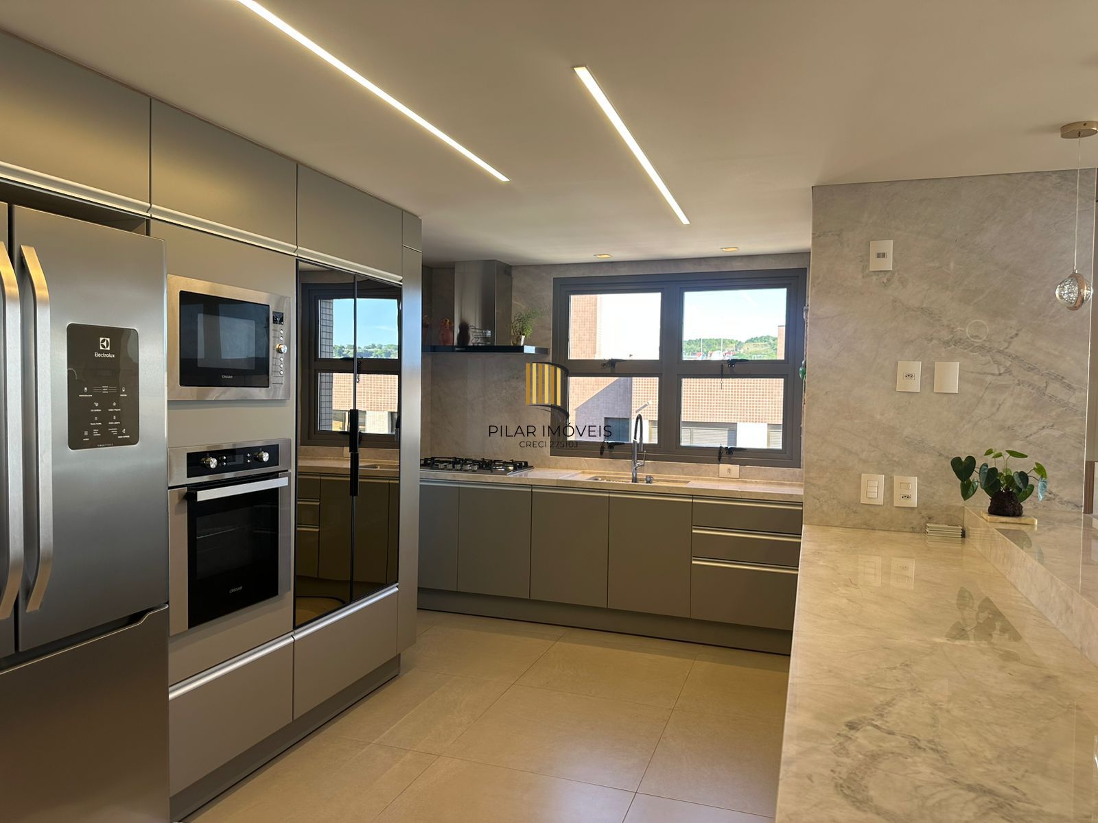 Apartamento 3 dormitórios no bairro Tristeza