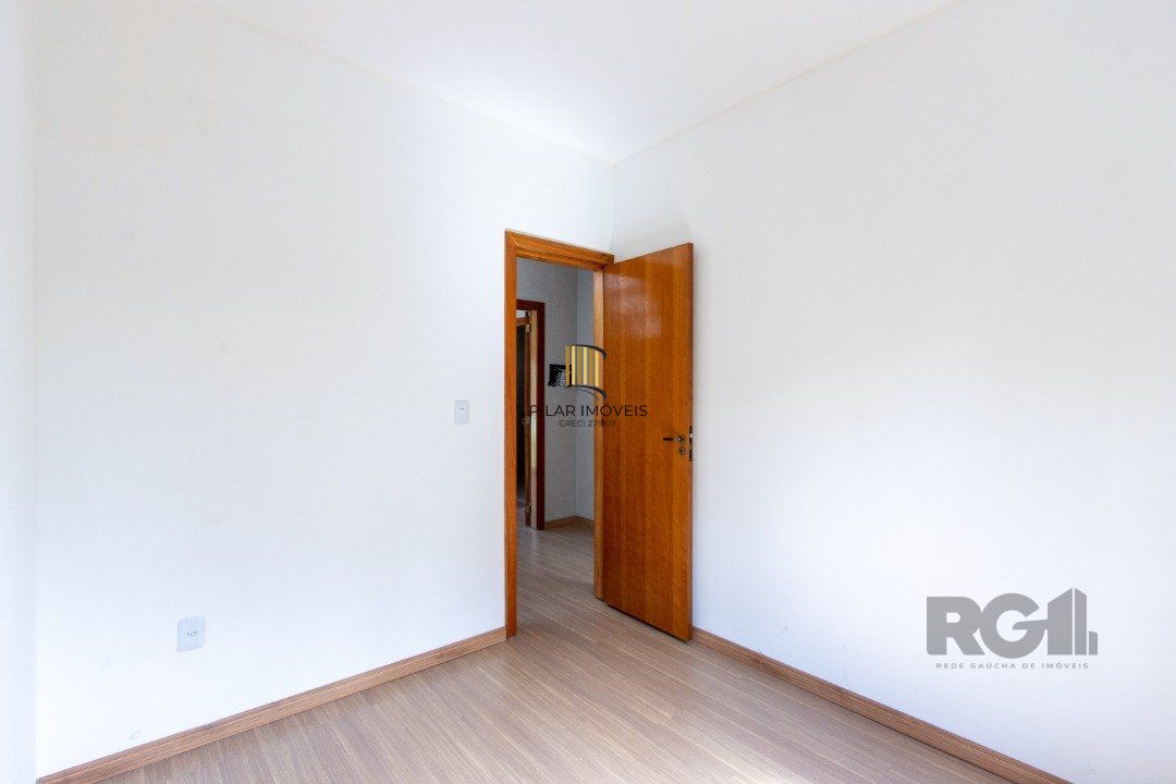 Sobrado novo  no Bairro Tristeza,