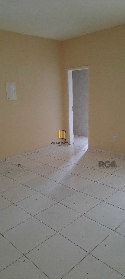 Oportunidade Imperdível: Prédio com 4 Apartamentos, Pátio e 2 Vagas de Garagem