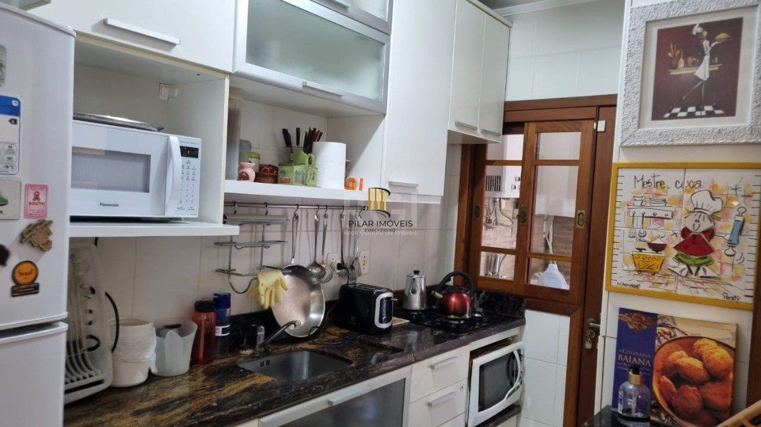 Casa Condominio para Venda - 218m², 3 dormitórios, sendo 1 suites, 2 vagas - Ipanema