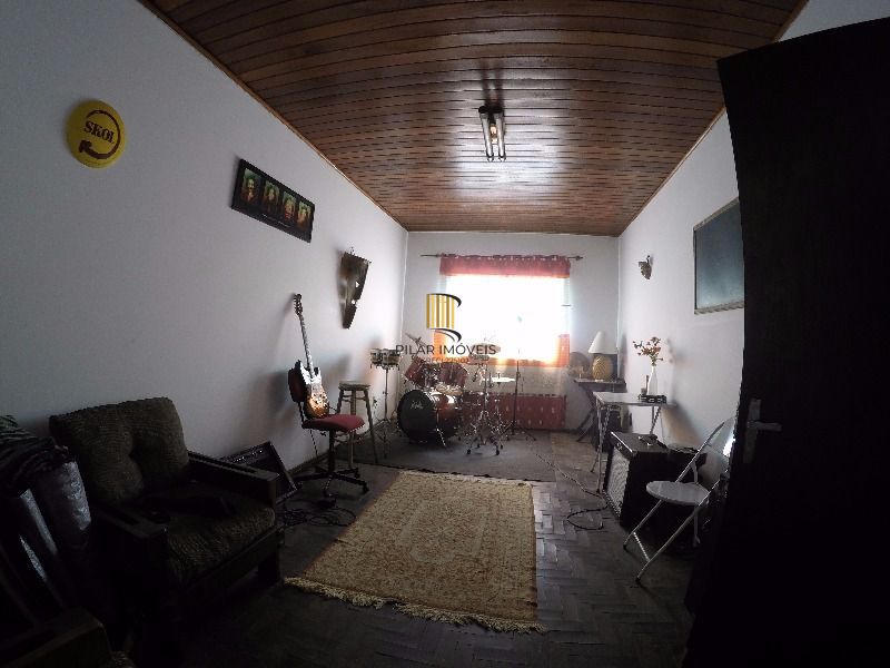Casa para Venda - 95m², 4 dormitórios, sendo 2 suites, 4 vagas - Ipanema