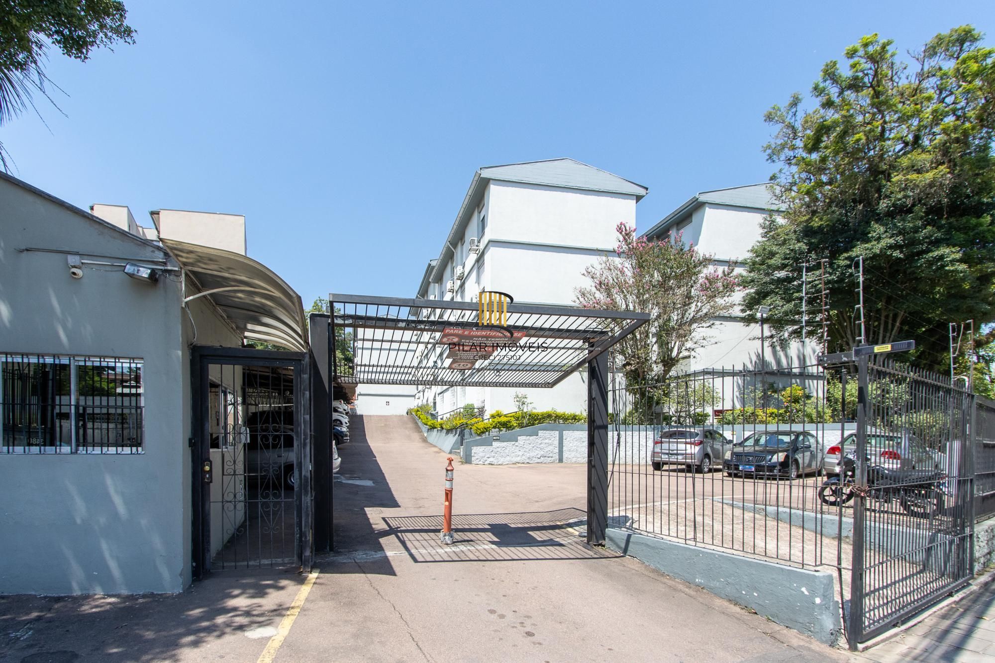 Apartamento com 2 dormitórios no bairro Teresópolis