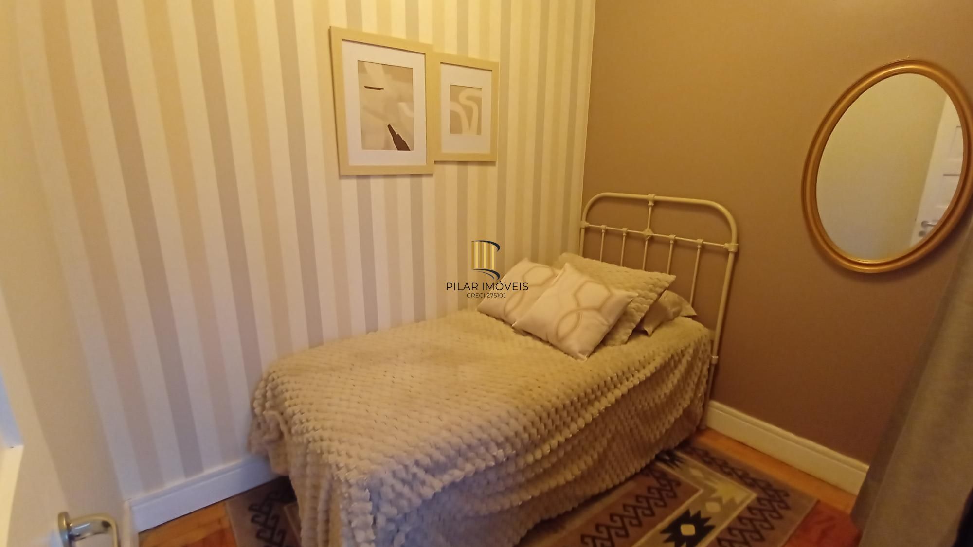 Apartamento com 4 dormitórios no Centro de Porto Alegre