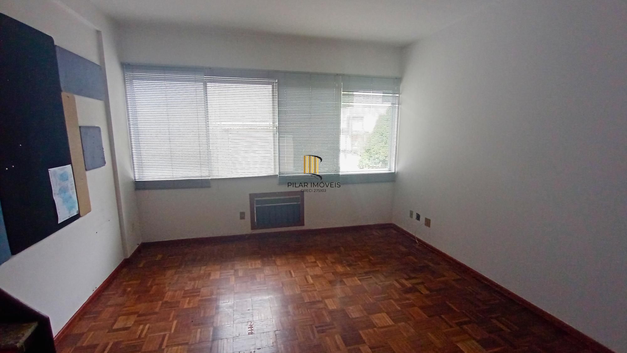 Sala comercial com vaga dupla, ao lado do Hospital Moinhos de Vento