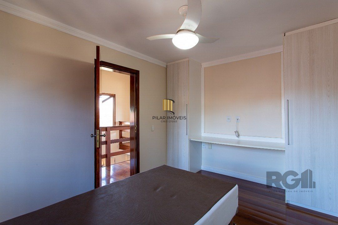 Casa 3 dormitórios no bairro Vila Nova