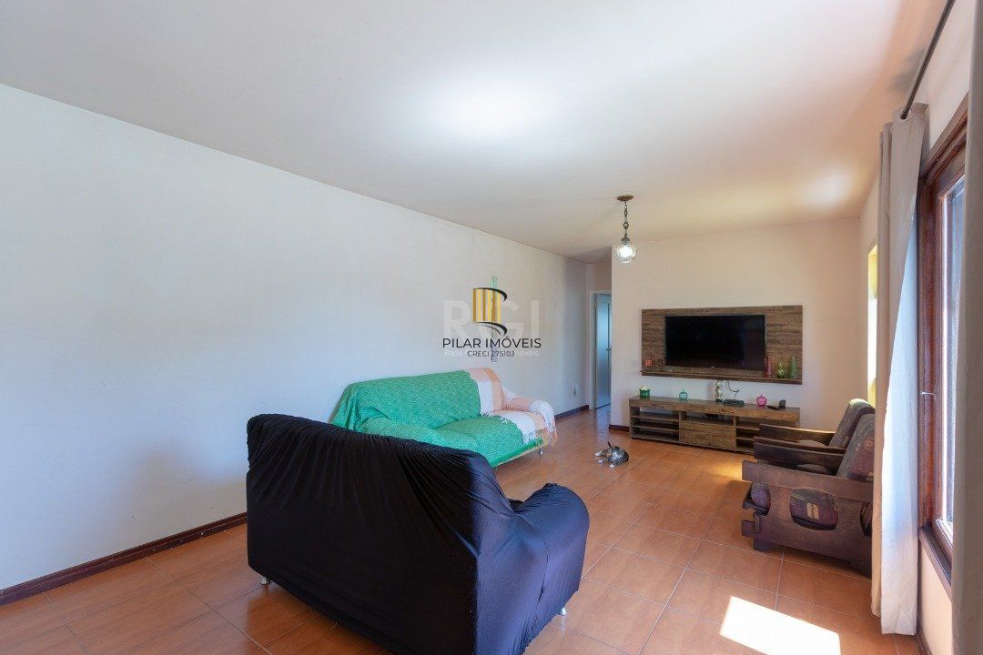 Sobrado para Venda - 356.93m², 4 dormitórios, sendo 2 suites, 4 vagas - Tristeza