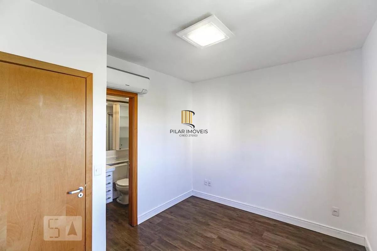 Apartamento à venda no bairro Cavalhada, 3 quartos e 1 vaga