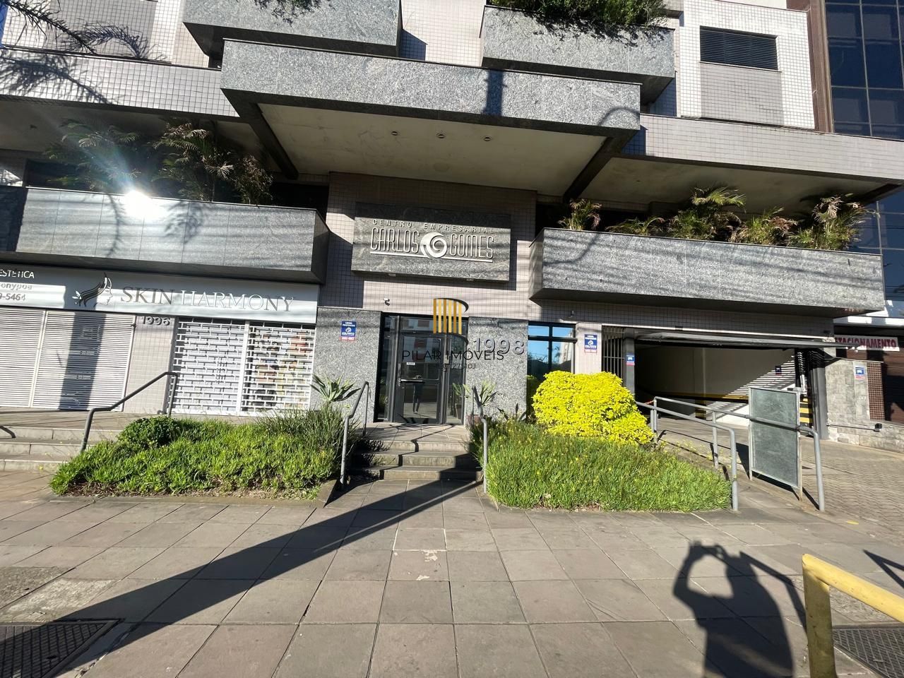 ala comercial desocupada à venda no coração do bairro Boa Vista, em Porto Alegre, Rio Grande do Sul!