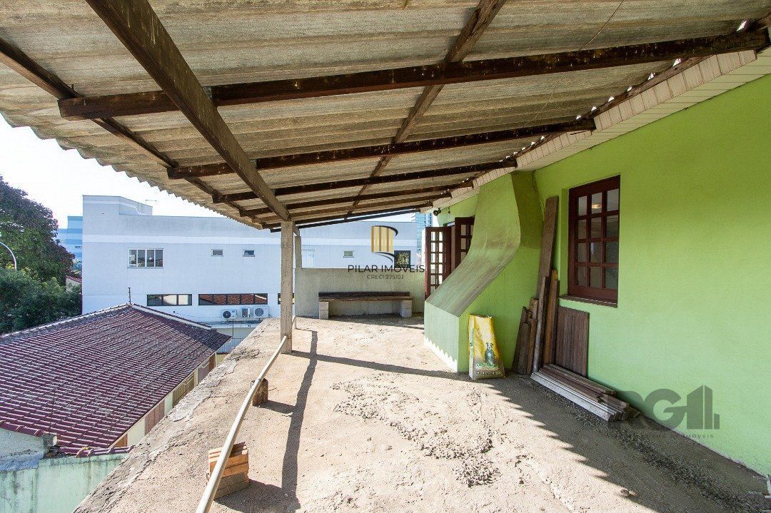 Sobrado com 3 Quartos e 5 banheiros próximo ao canoas shopping