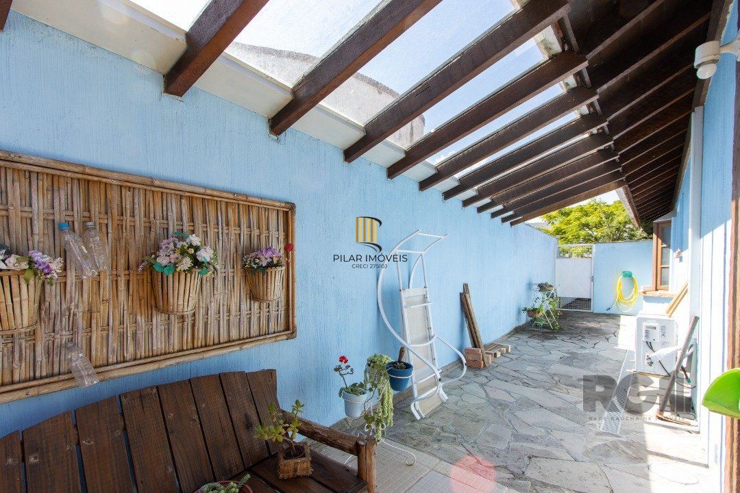 Casa de Condomínio 3 dormitórios no bairro Belém Novo