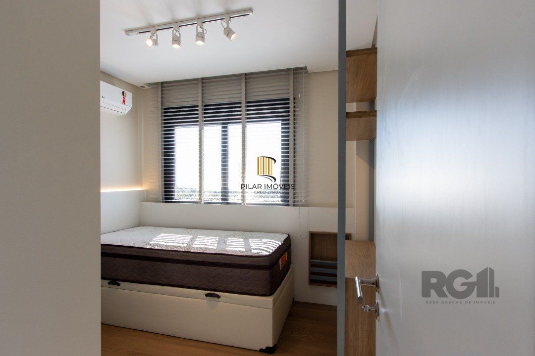 Duplex para Venda - 128.73m², 3 dormitórios, sendo 1 suites, 3 vagas - Cristal