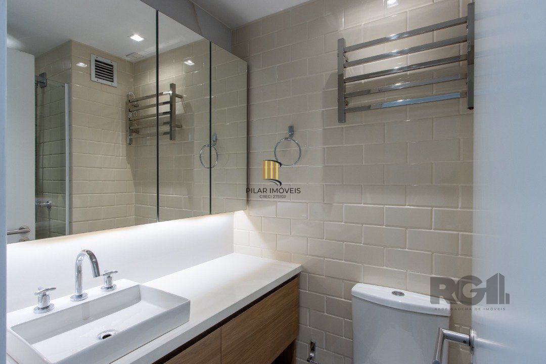 Duplex para Venda - 128.73m², 3 dormitórios, sendo 1 suites, 3 vagas - Cristal
