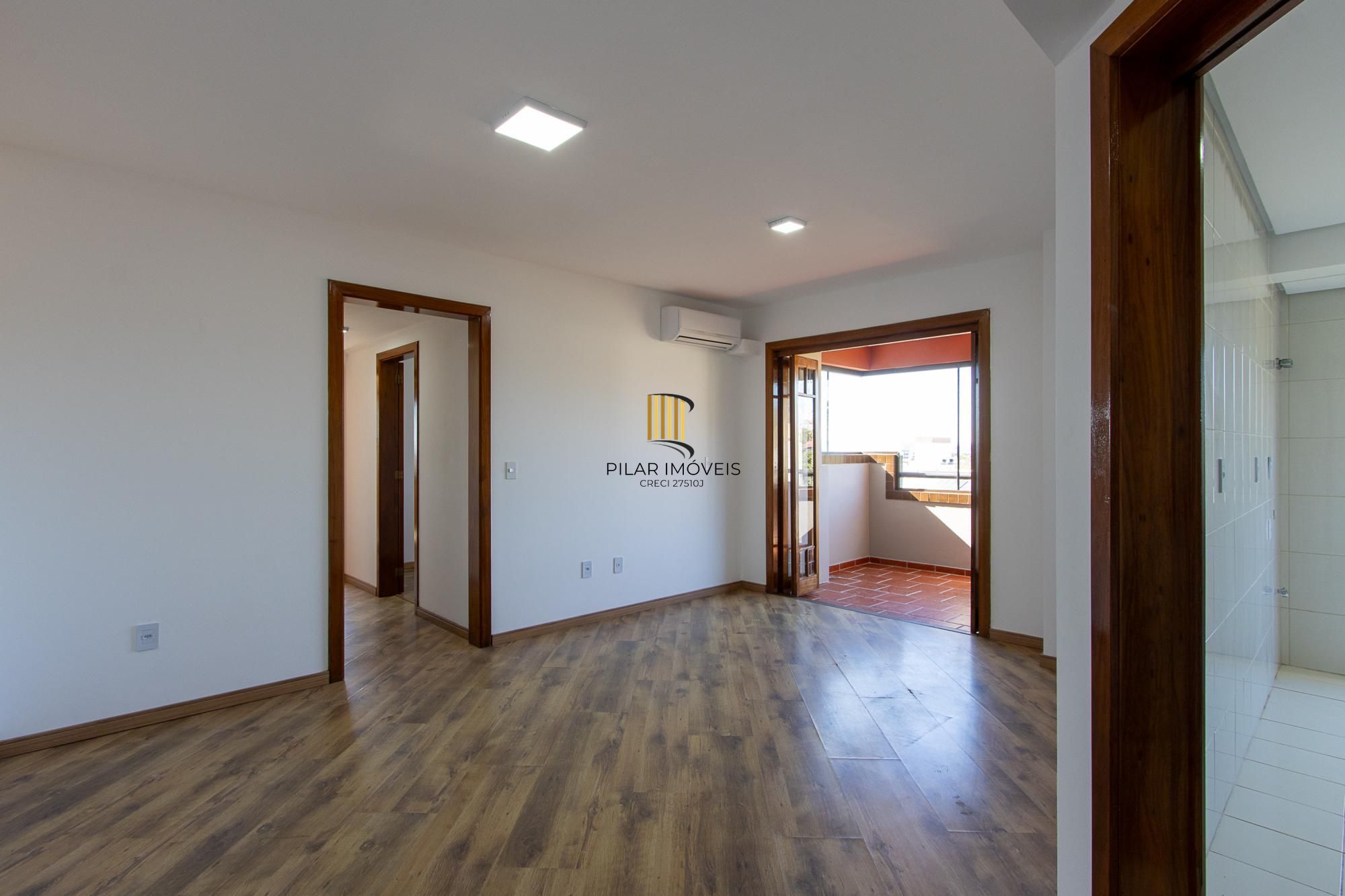 Apartamento de 2 dormitórios, 1 suíte e 2 vagas de garagem no bairro Tristeza.