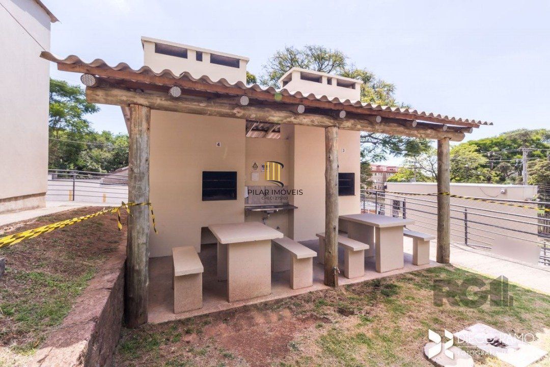 Apartamento 2 dormitórios vaga rotativa bairro Glória Porto Alegre