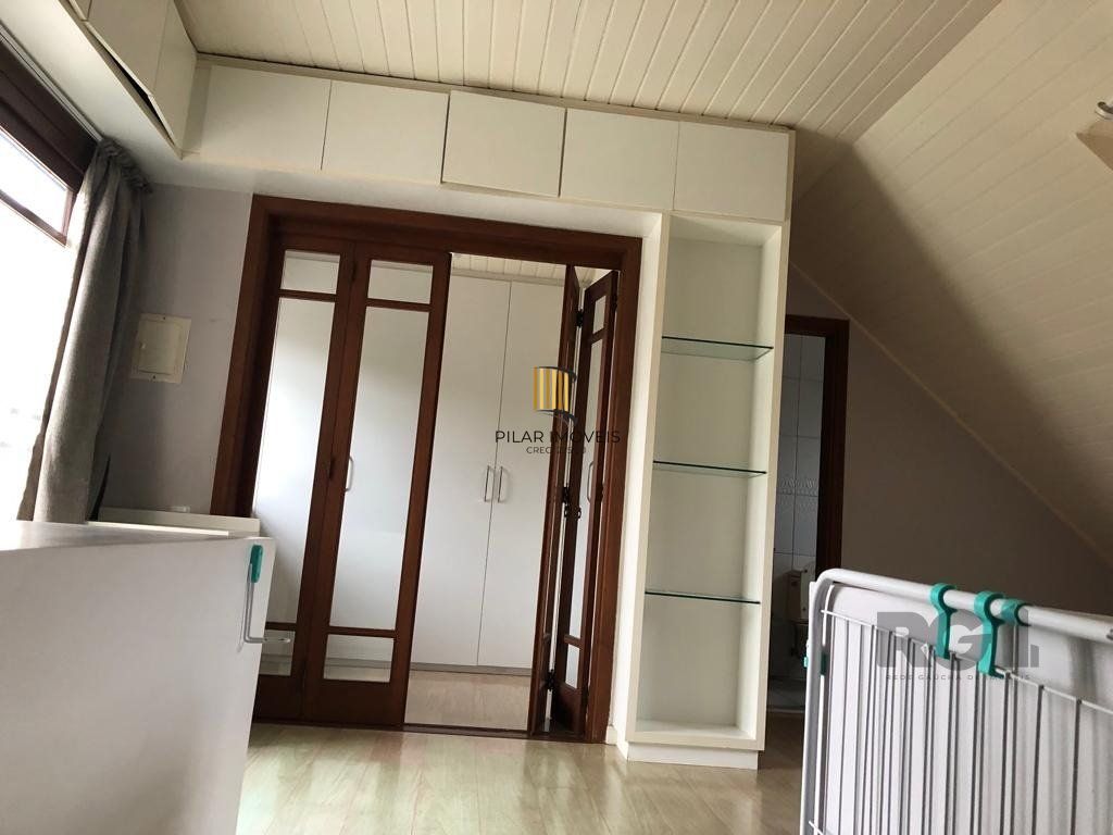 Casa de Condomínio 4 dormitórios no bairro Vila Assunção