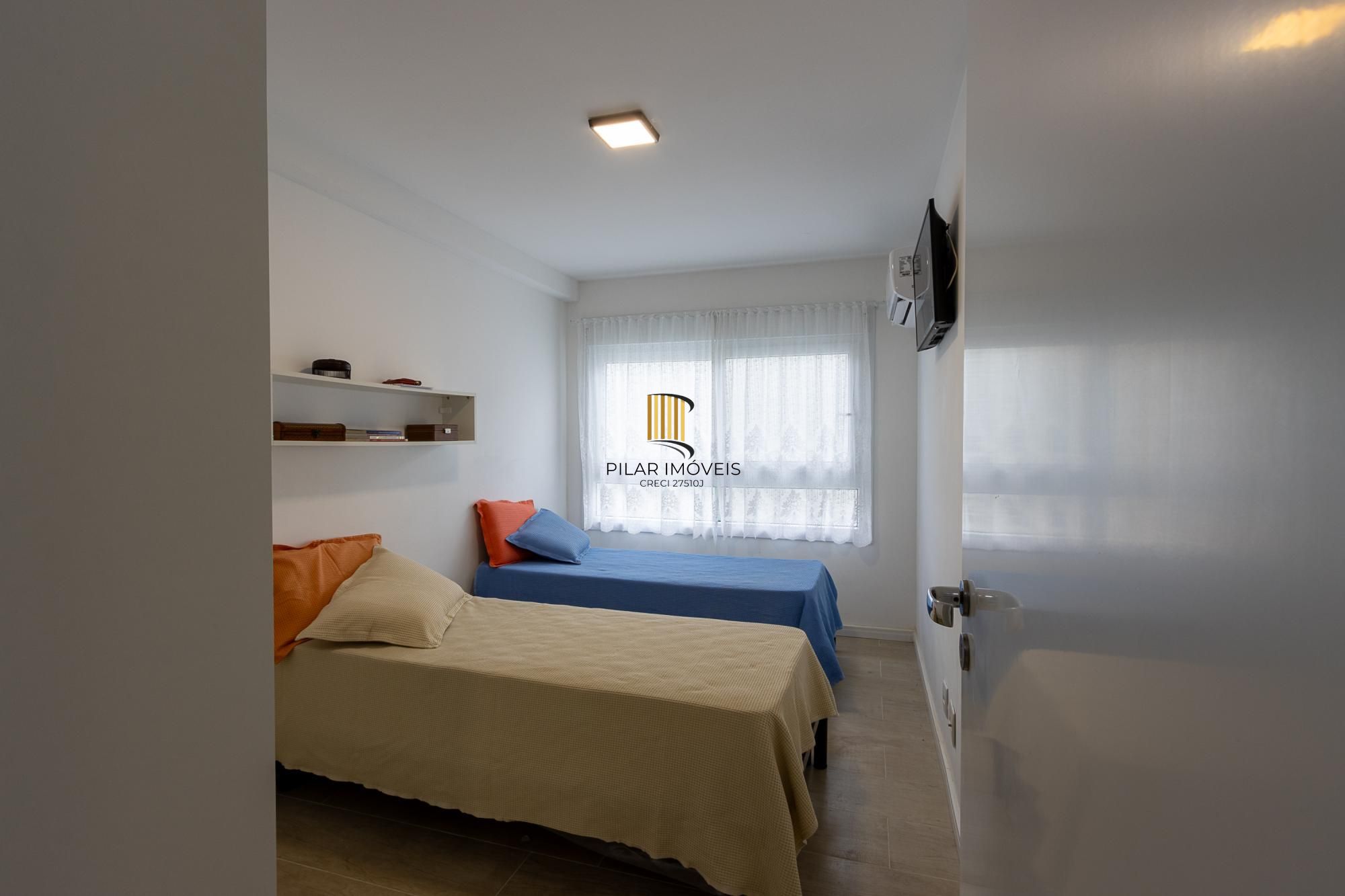 Apartamento 3 dormitórios no bairro Menino Deus