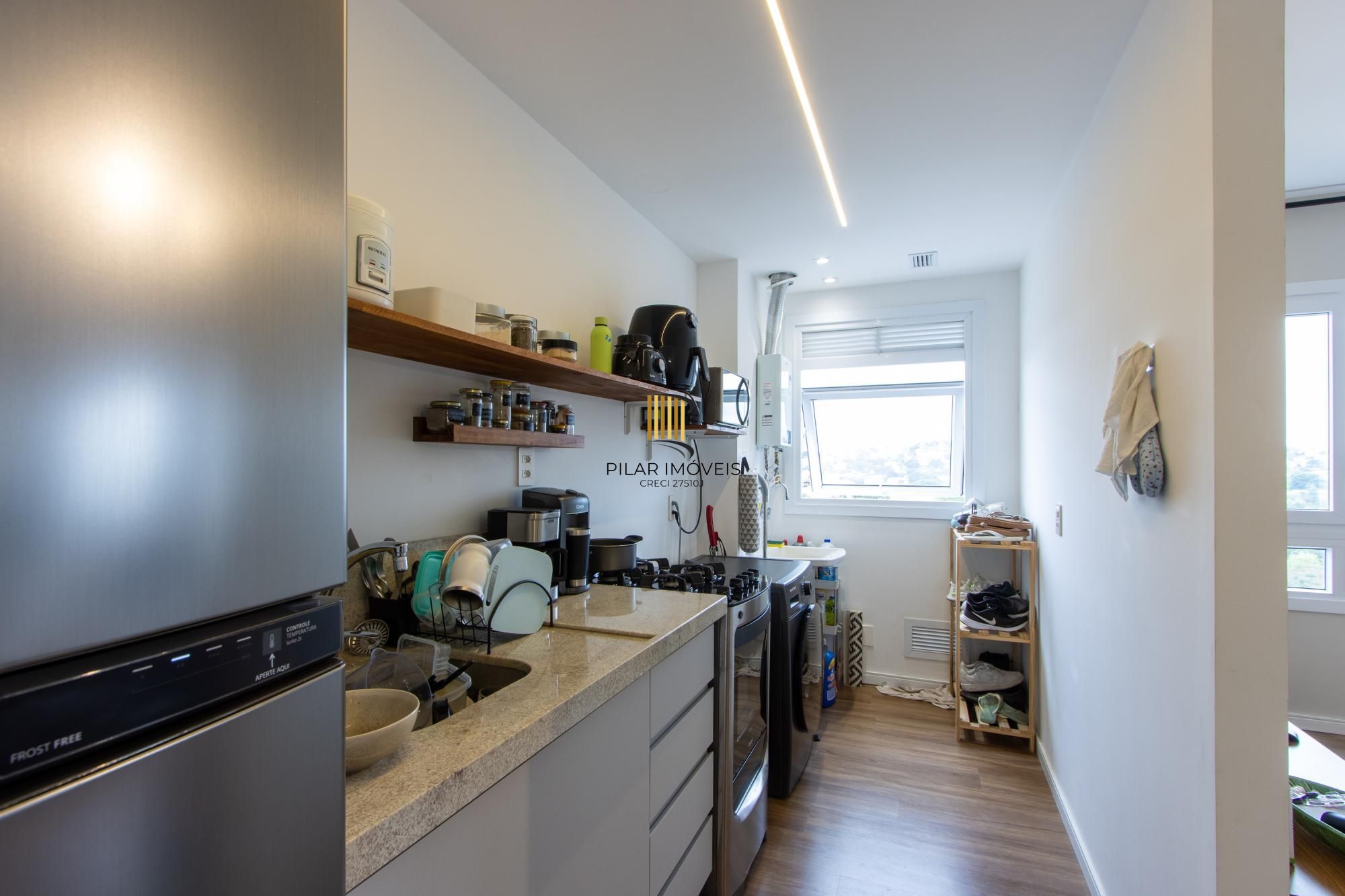 Apartamento à venda no bairro Teresópolis em Porto Alegre.