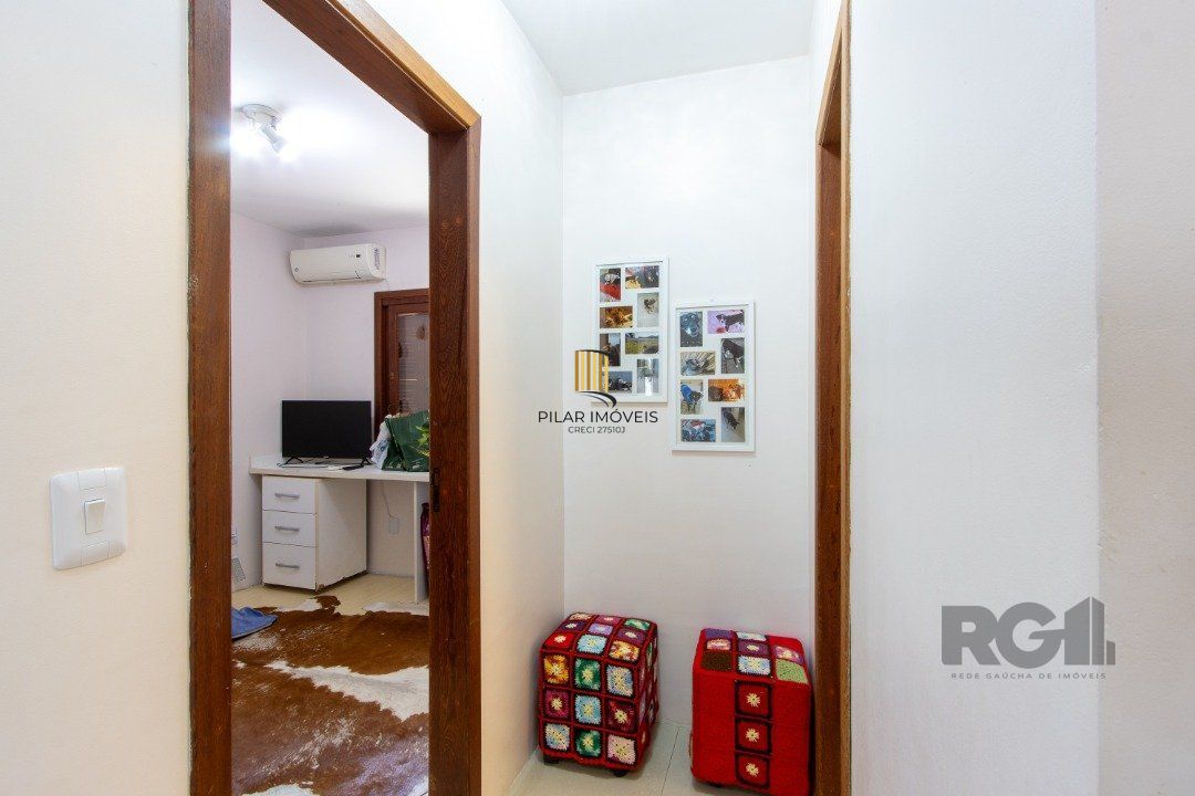 Casa 4 dormitórios no bairro Hípica
