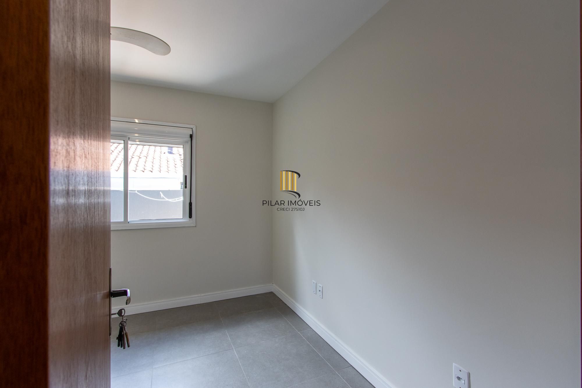 Casa de Condomínio 2 dormitórios no bairro Hípica