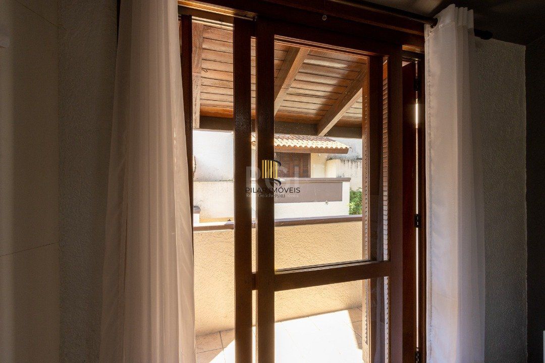 Casa de Condomínio 3 dormitórios no bairro Tristeza