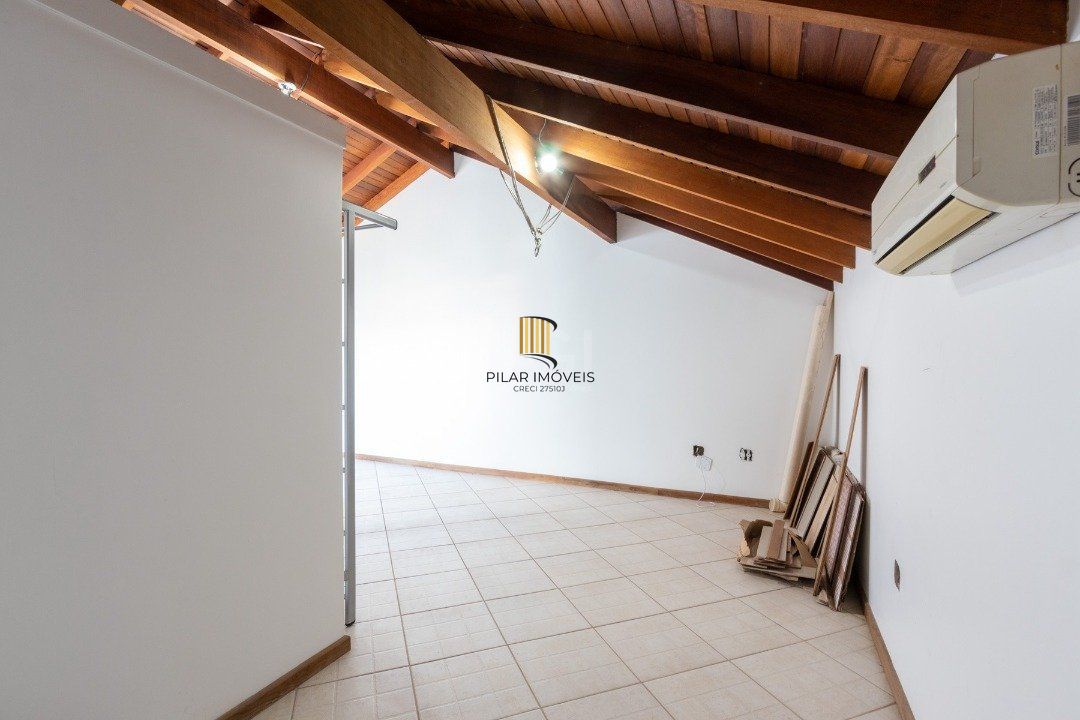 Casa para Venda - 205.81m², 3 dormitórios, sendo 1 suites, 2 vagas - Ipanema