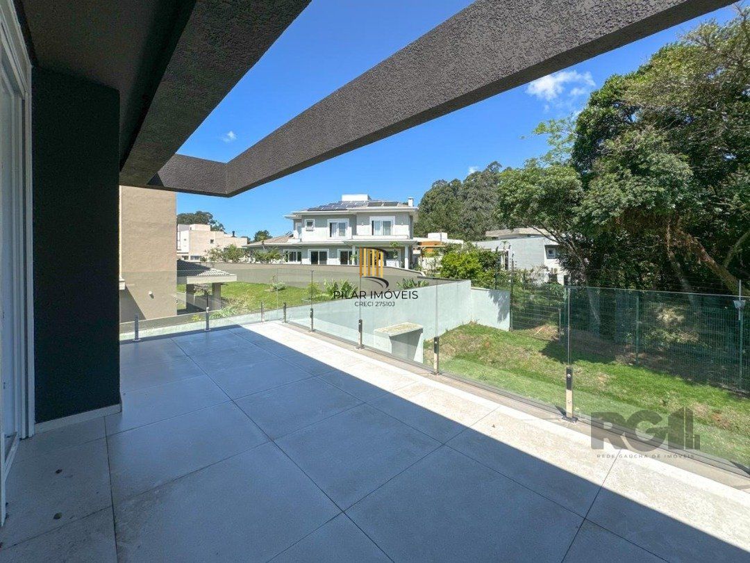Casa Condominio para Venda - 300m², 4 dormitórios, sendo 4 suites, 2 vagas - Alphaville