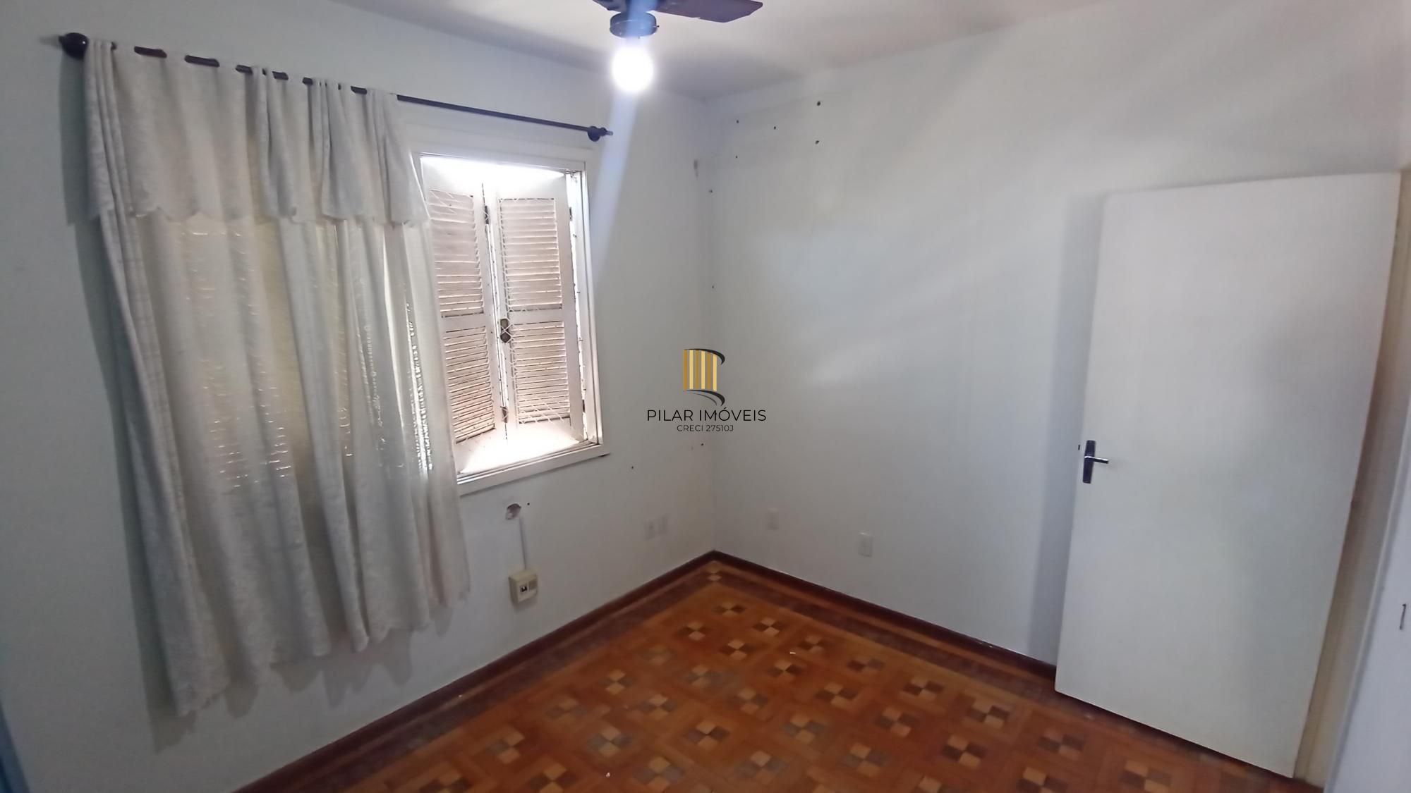 Cobertura com 2 dormitórios no bairro Petrópolis