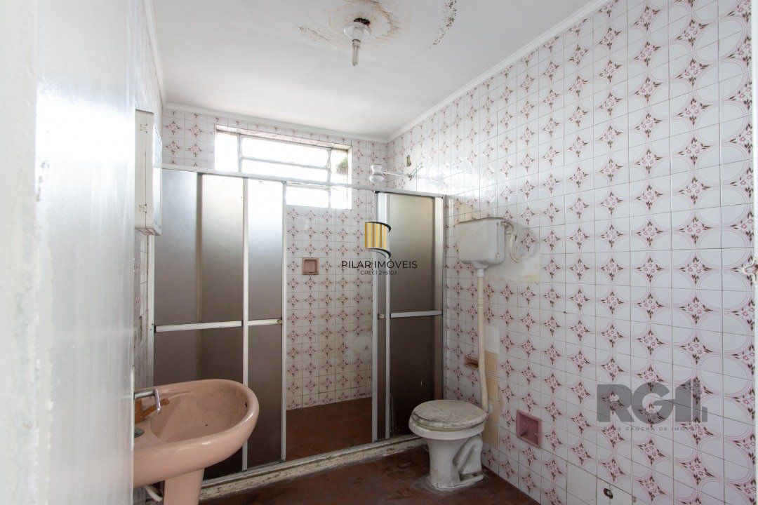 Apartamento à Venda - 2 Dormitórios na Av. Do Forte.