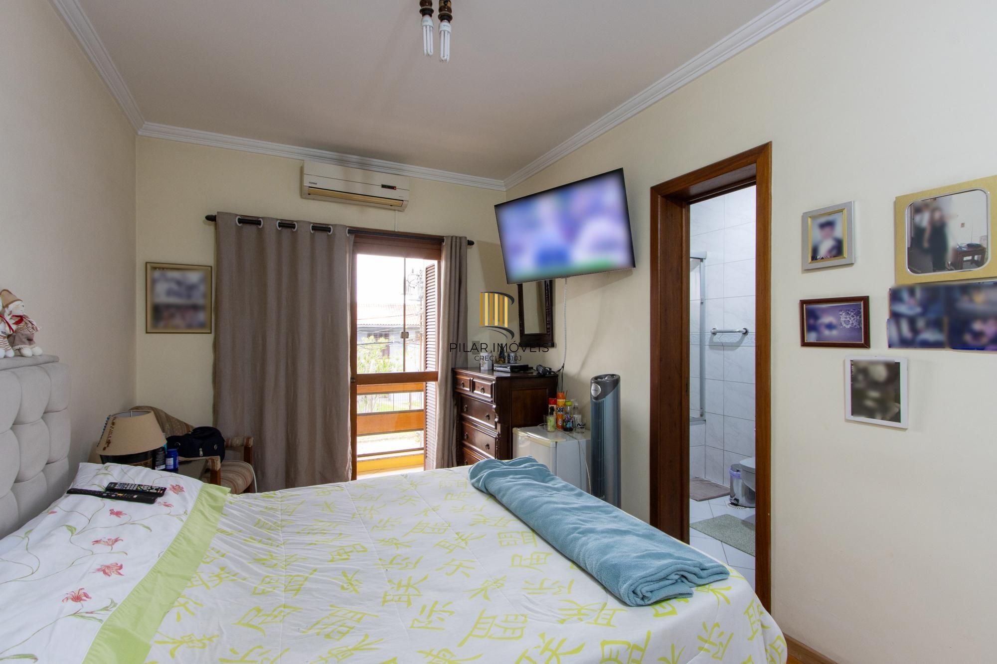 Casa 3 dormitórios no bairro Ipanema
