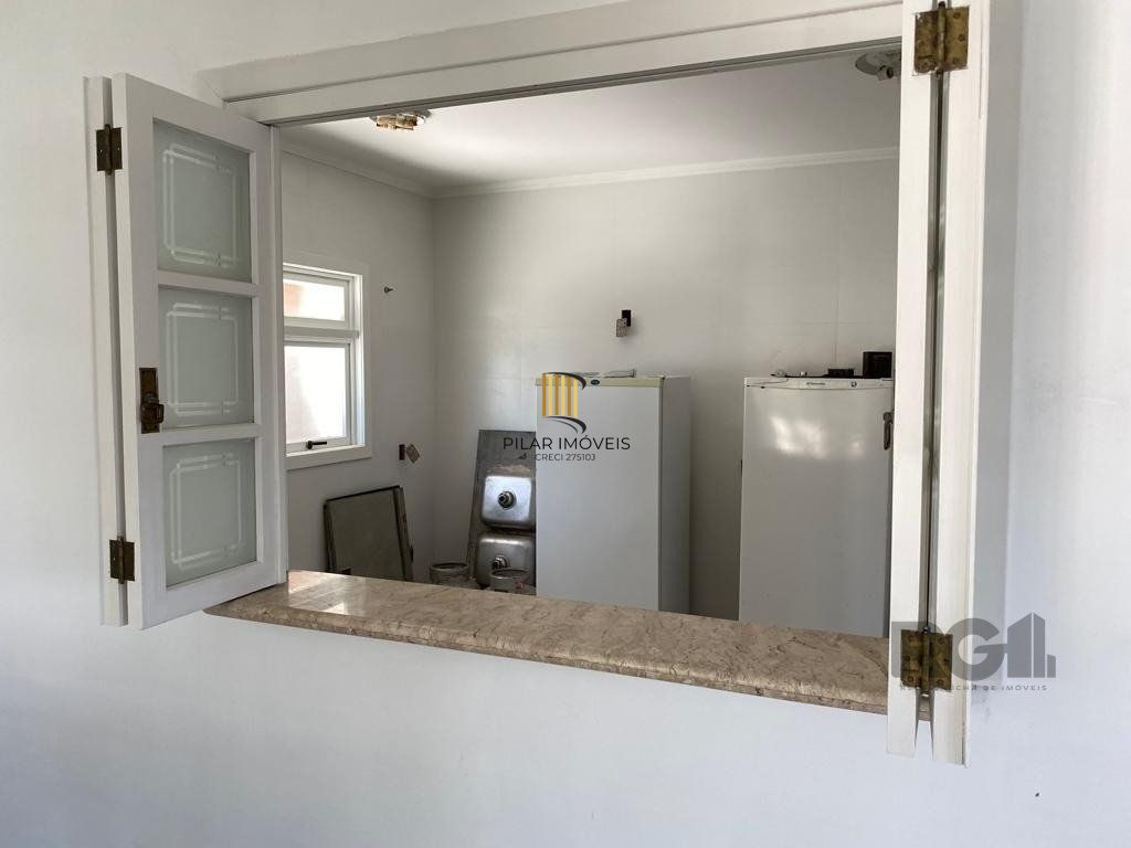 Casa 5 dormitórios no bairro Atlântida
