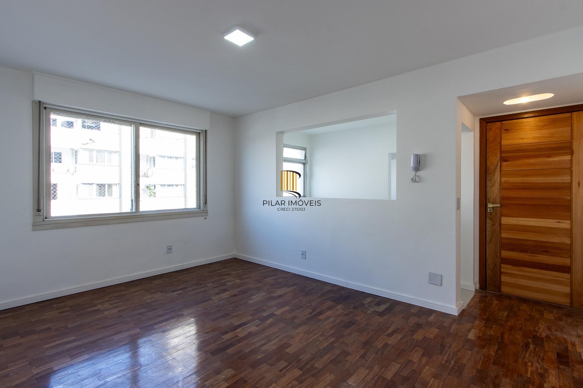 Apartamento no Menino Deus com 2 dormitórios e garagem