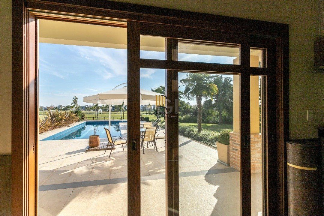 Casa Condominio para Venda - 670m², 5 dormitórios, sendo 5 suites, 4 vagas - Terra Ville