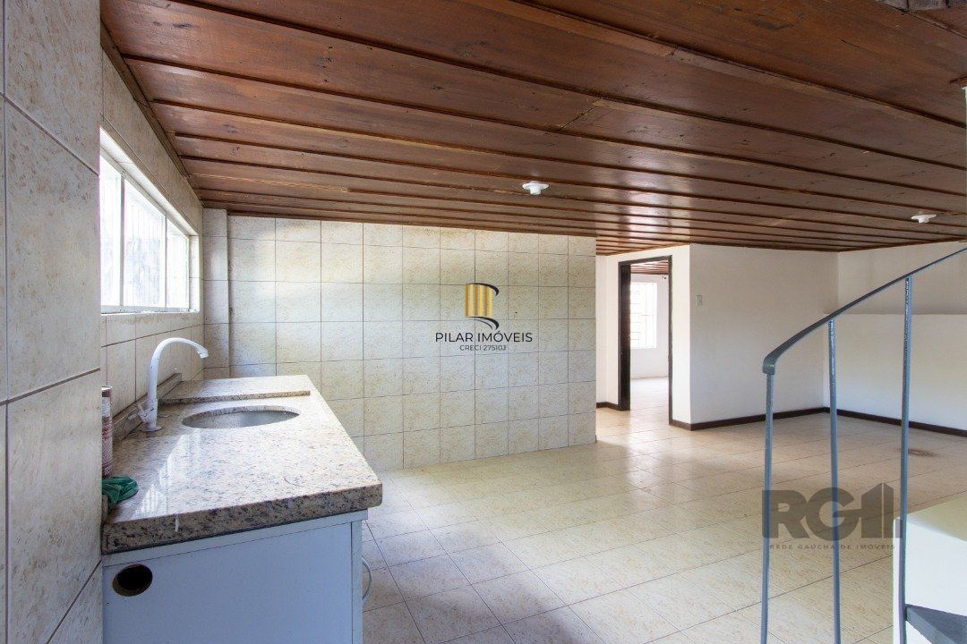 Casa para Venda - 200m², 3 dormitórios, 2 vagas - Cavalhada