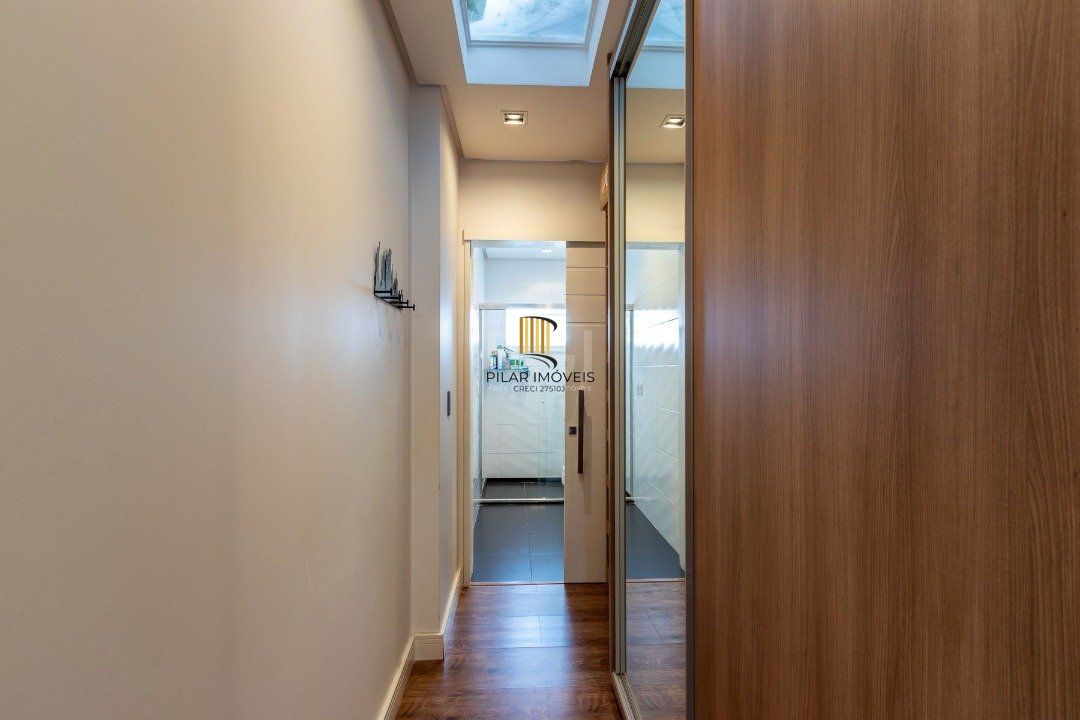 Casa para Venda - 463m², 4 dormitórios, sendo 4 suites, 4 vagas - Ipanema