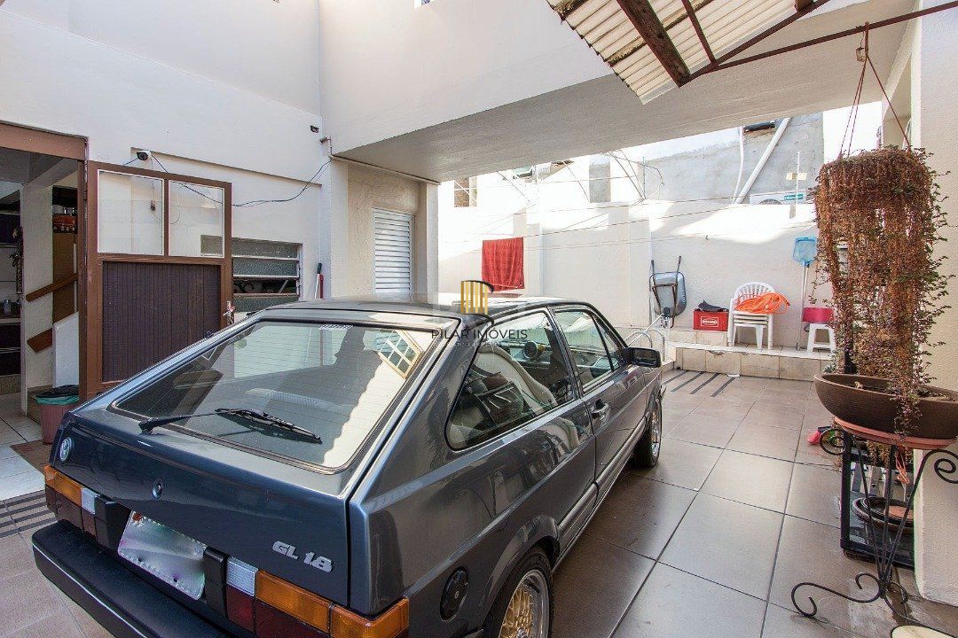 Casa para Venda - 229.18m², 4 dormitórios, sendo 4 suites, 5 vagas - Cavalhada
