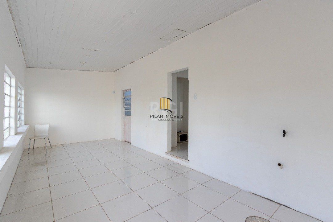 Casa para Venda - 180.2m², 3 dormitórios, 3 vagas - Medianeira
