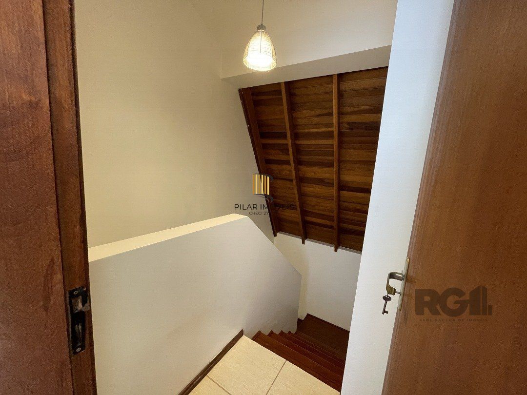 Casa de Condomínio 3 dormitórios no bairro Tristeza