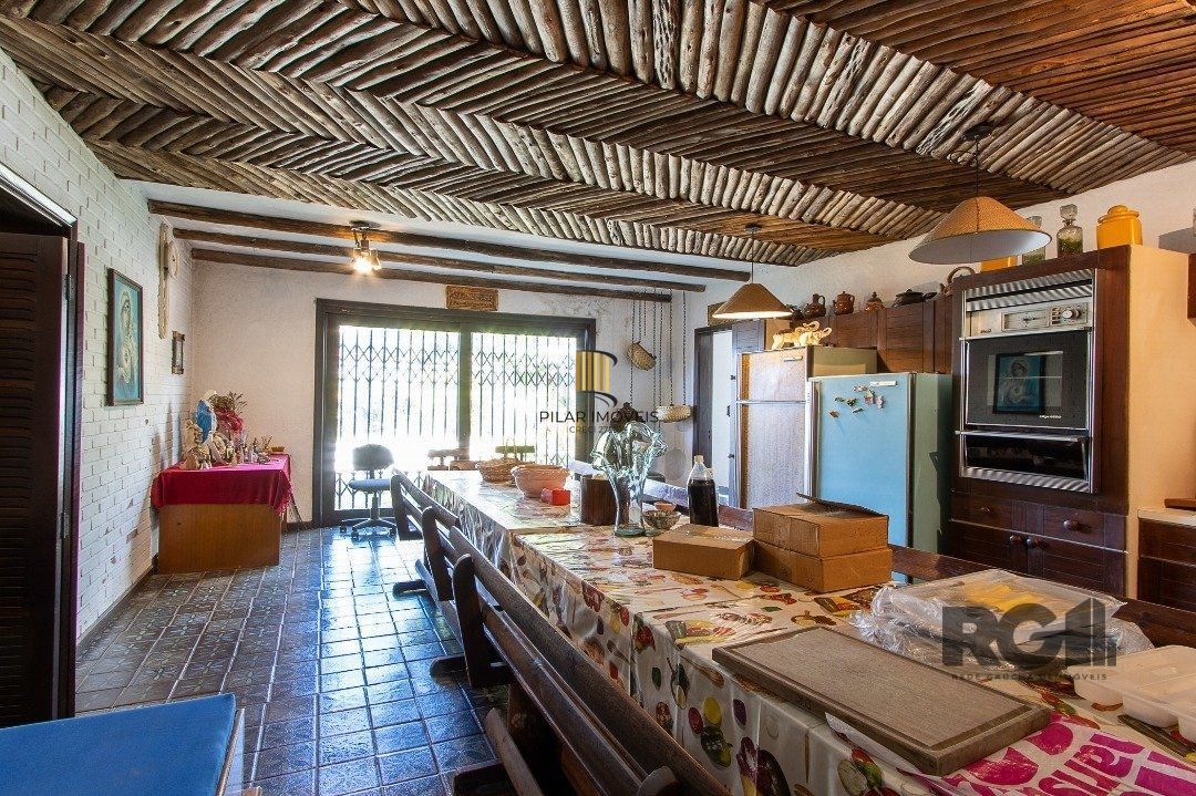Casa para Venda - 580m², 3 dormitórios, sendo 1 suites, 3 vagas - Santa Tereza