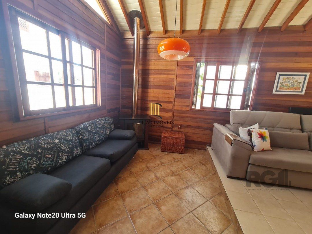 Casa 2 dormitórios no bairro Espírito Santo
