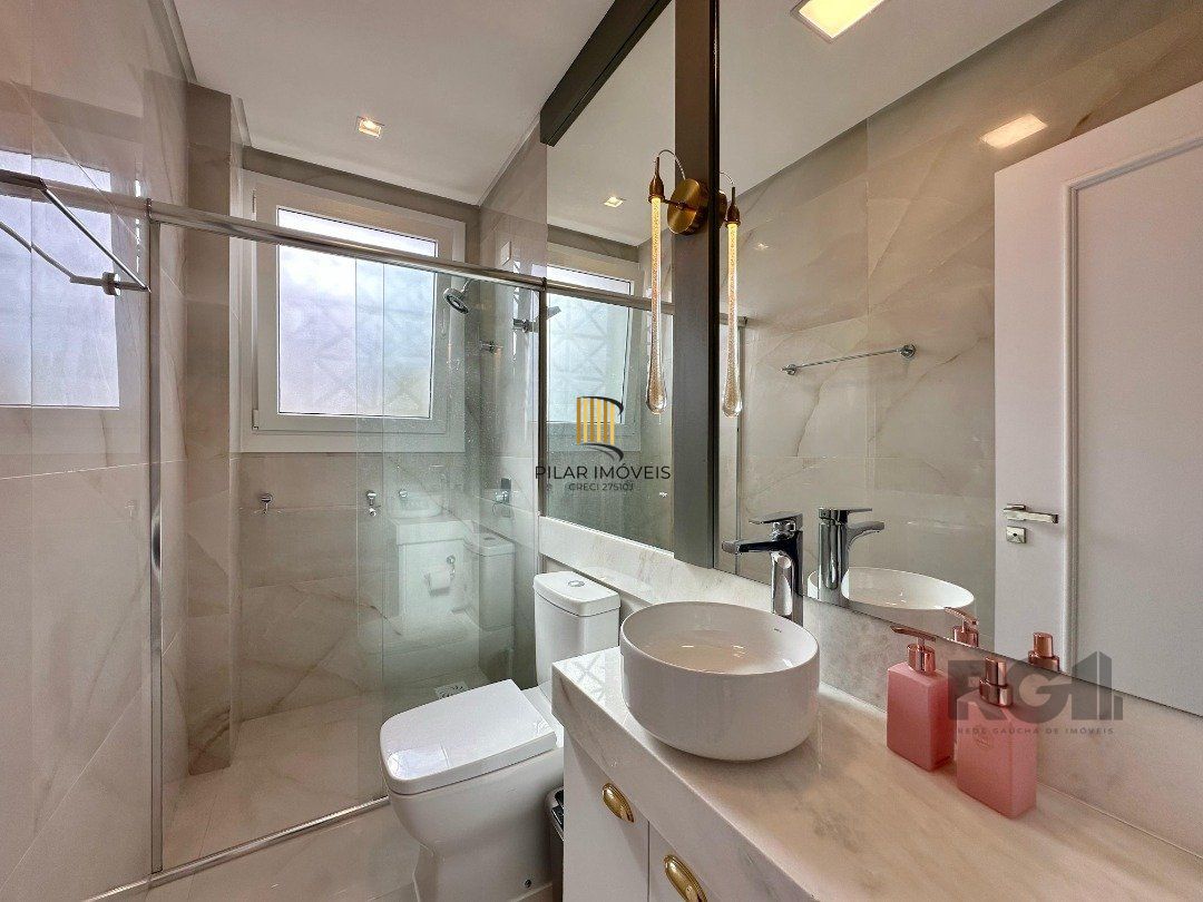 Apartamento 3 dormitórios no bairro Zona Nova