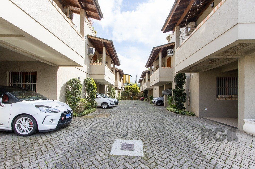 Casa em condomínio, 102m², 2 dormitórios, Guarujá