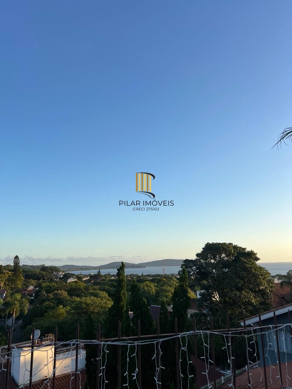 Casa em condomínio fechado para venda no bairro Jardim Isabel, com aproximadamente 204m² de área privativa,.