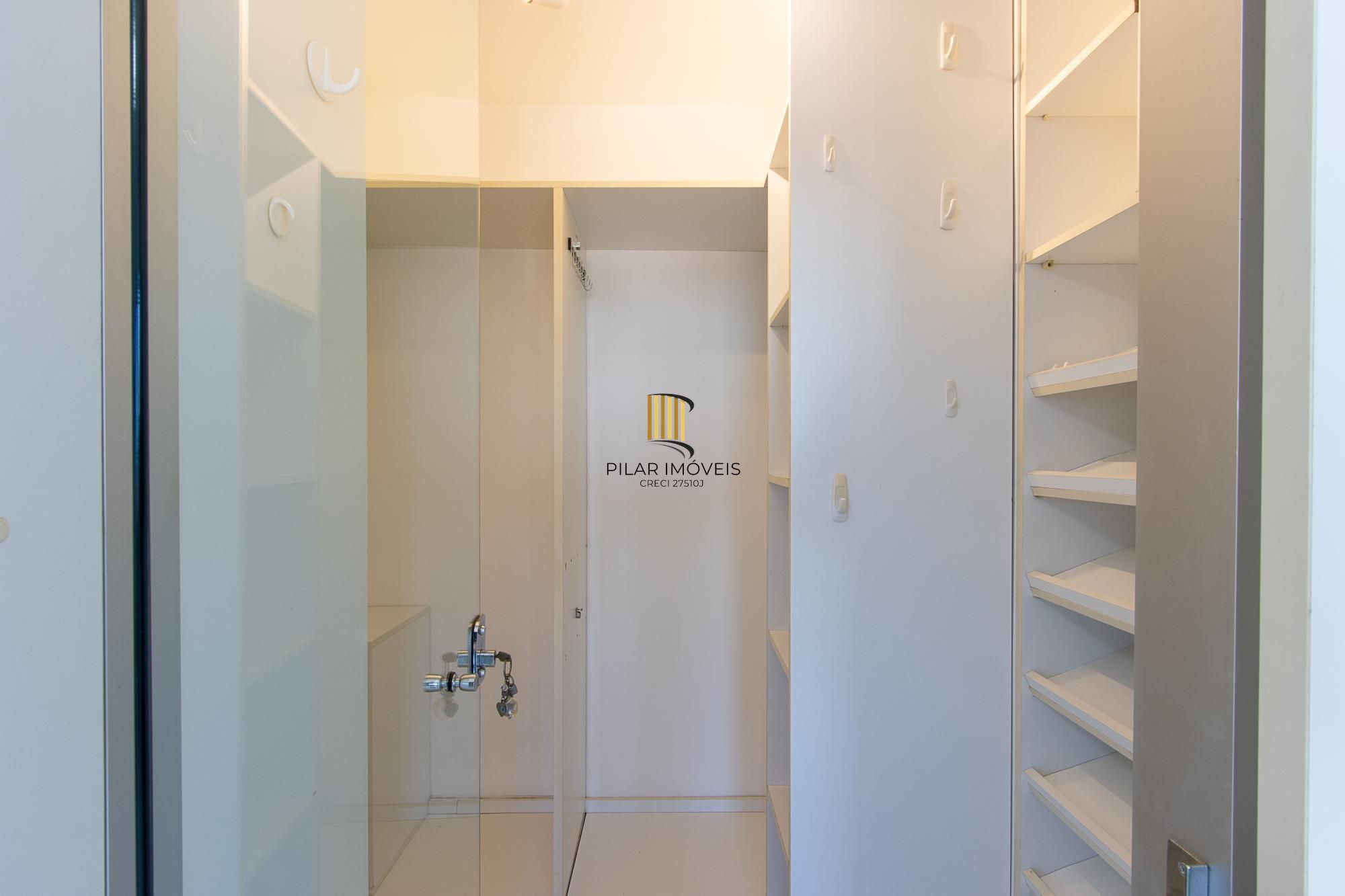 Casa com 4 dormitórios no Espírito santo