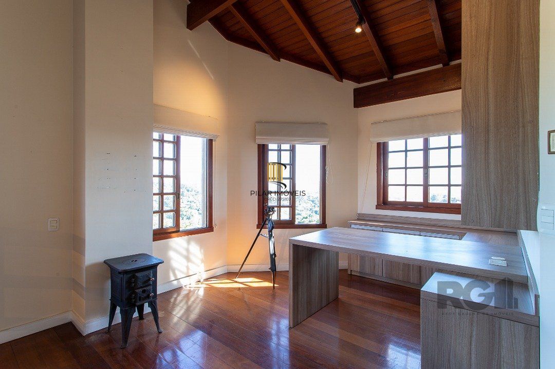Casa 3 dormitórios no bairro Vila Nova
